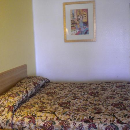 Best Economy Inn & Suites Bakersfield Szoba fotó
