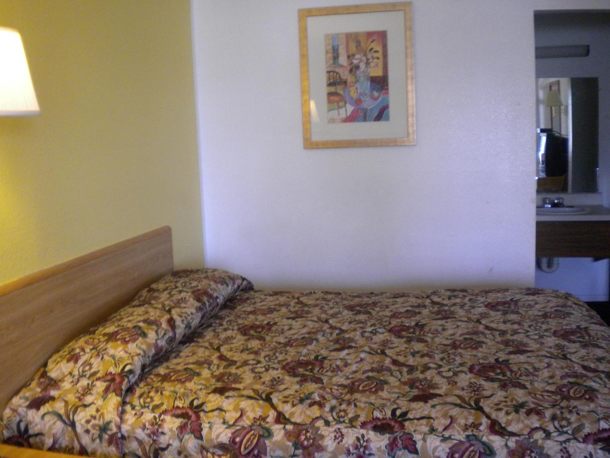 Best Economy Inn & Suites Bakersfield Szoba fotó