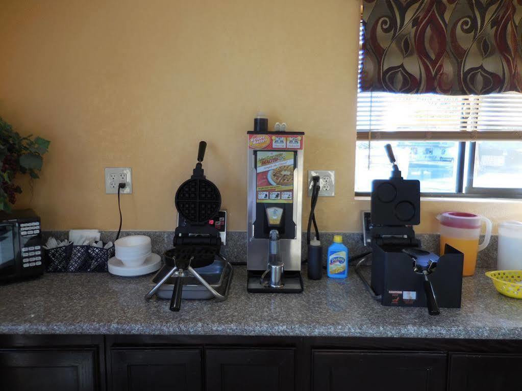 Best Economy Inn & Suites Bakersfield Kültér fotó