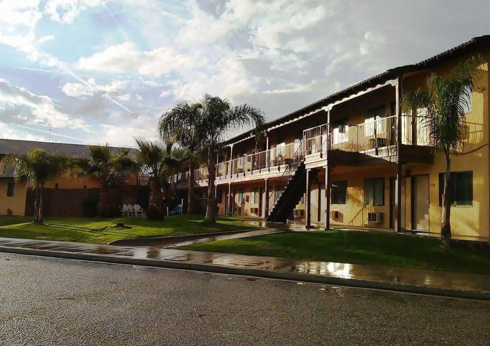 Best Economy Inn & Suites Bakersfield Kültér fotó